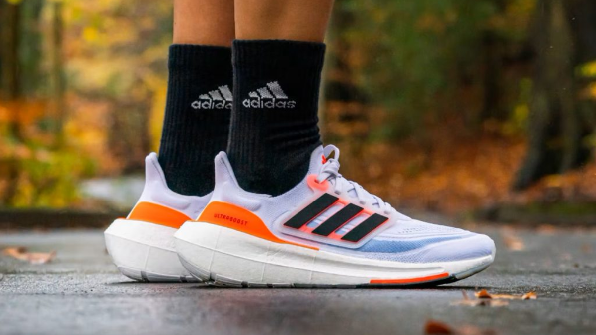 5 đôi adidas Ultraboost tốt nhất mà bạn nên sở hữu ngay bây giờ Hinh anh 3: 5 doi adidas Ultraboost tot nhat ma ban nen so huu ngay bay gio
