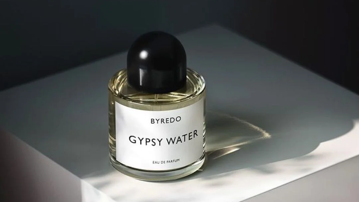 Đâu là những chai nước hoa được Drake ưa chuộng? Hinh anh 4: Dau la nhung chai nuoc hoa duoc Drake ua chuong?