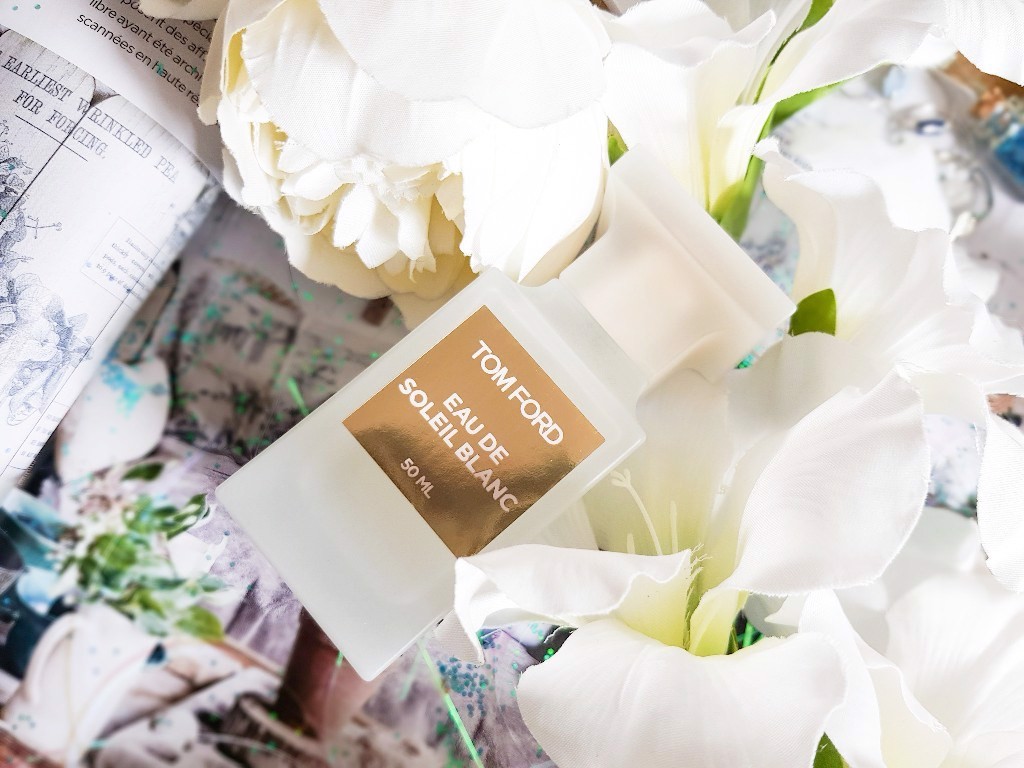 top-10-chai-nuoc-hoa-danh-cho-nam-gioi-ma-ban-khong-the-bo-lo-trong-he-1