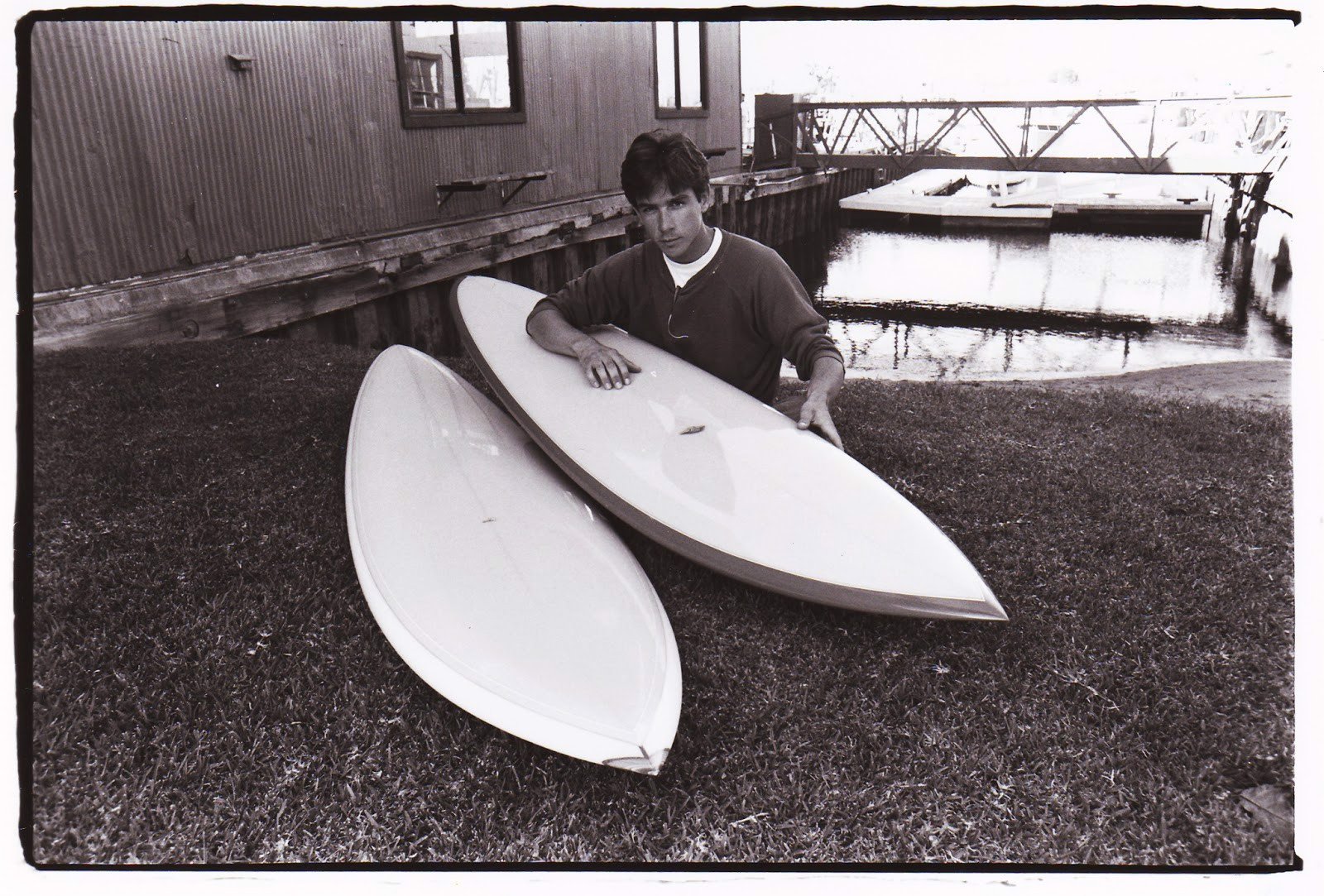 Lịch sử thương hiệu Stussy và ý nghĩa logo gây tranh cãi suốt cả thập kỉ Hinh anh 5: Lich su thuong hieu Stussy va y nghia logo gay tranh cai suot ca thap ki