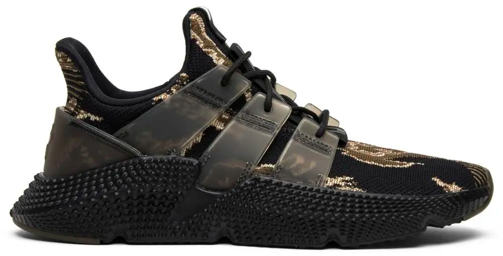 Giày Adidas Consortium X Undefeated Prophere AC8198