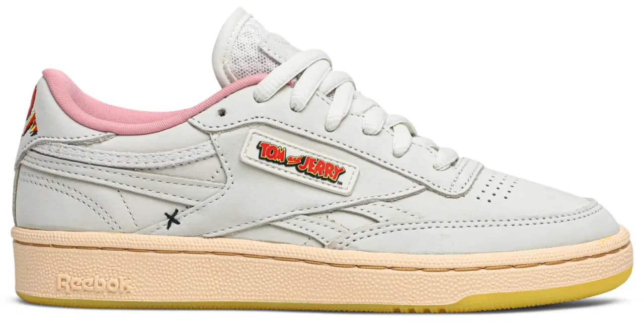 Giày Reebok Tom &amp; Jerry x Club C 'Tom' FW4681