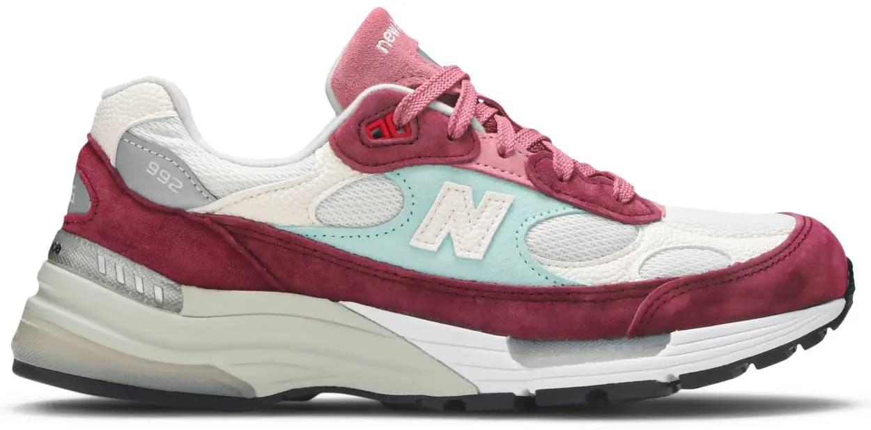 Giày New Balance Kith x 992 'Kithmas Collection Burgundy Reef' M992KB