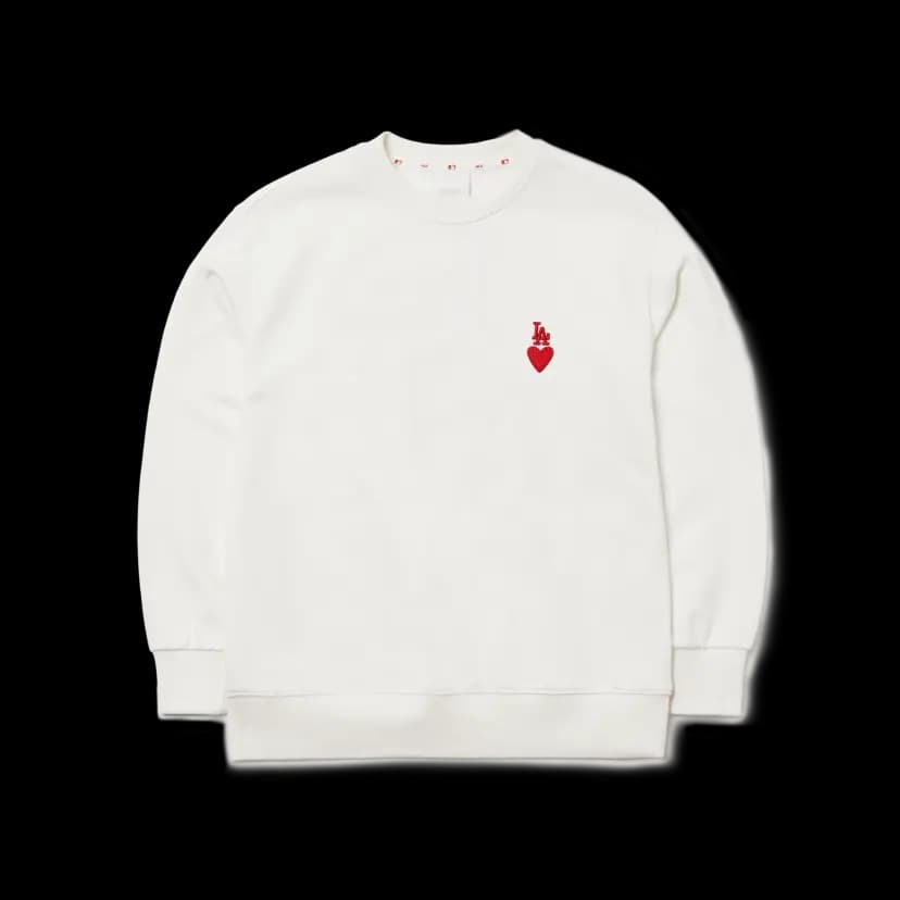 Áo MLB Heart Back Big Logo Sweater 3AMTH0314-07IVS