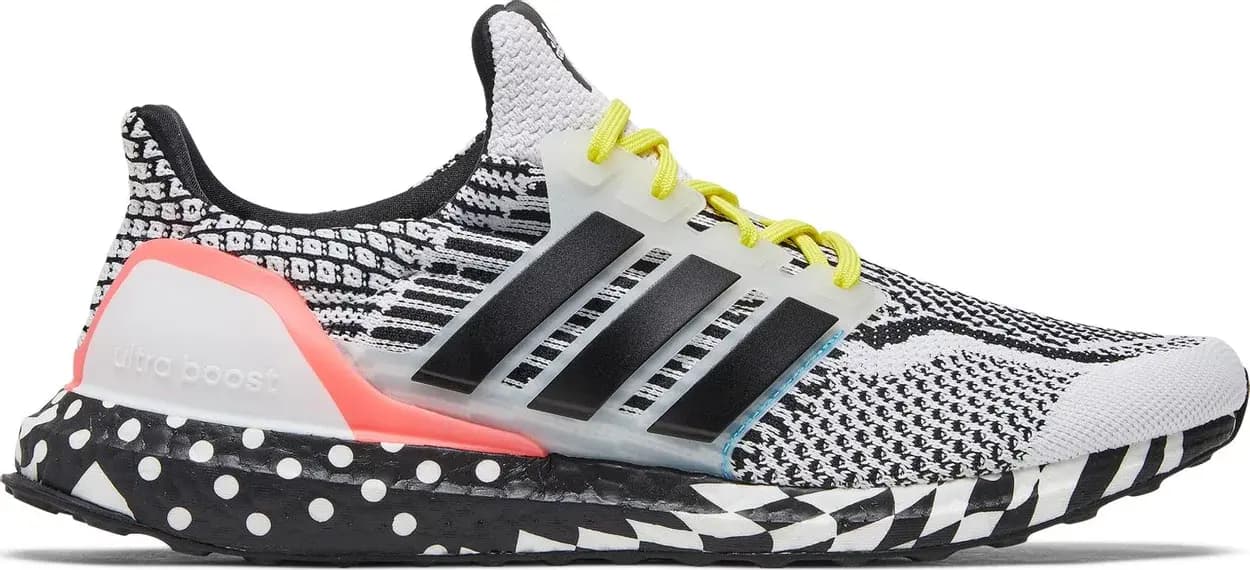 Giày Adidas UltraBoost 5.0 DNA 'Multi Pattern - White Black' GY0326