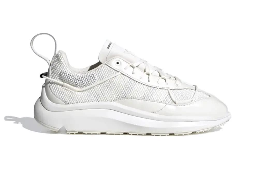 Y-3 tạo ra thêm hai màu sắc tinh tế cho Shiku Run