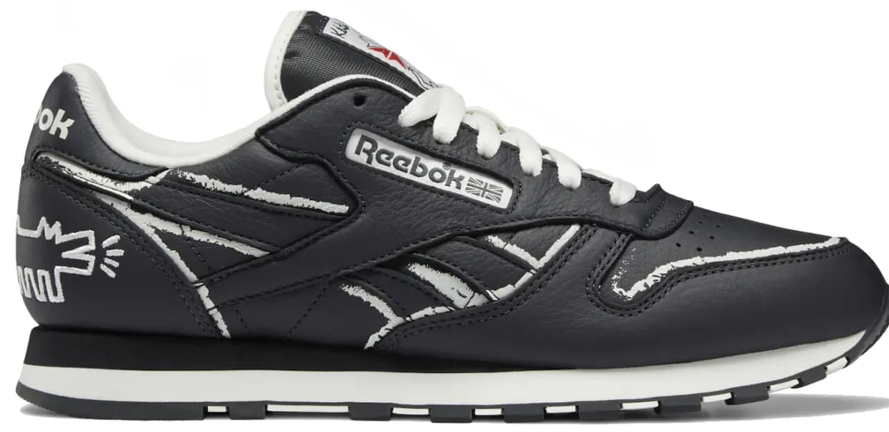 Giày Reebok Keith Haring x Classic Leather 'Dog Blackboard Chalk Drawing' GZ1456