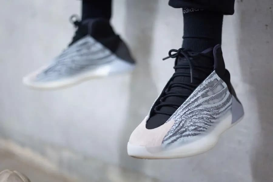 Legitcheck: Cách phân biệt Adidas Yeezy Quantum real và fake