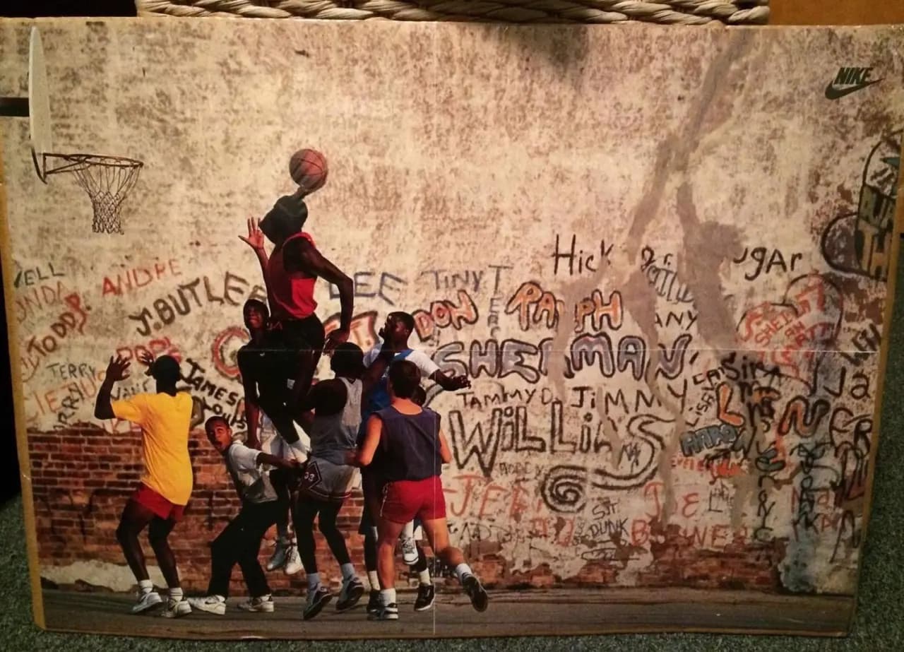 Tại sao AIR JORDAN 4 lại là món đồ MUST HAVE ITEM trong tủ giày của mọi SNEAKERHEAD ? Tại sao AIR JORDAN 4 lại là món đồ MUST HAVE ITEM trong tủ giày của mọi SNEAKERHEAD ?