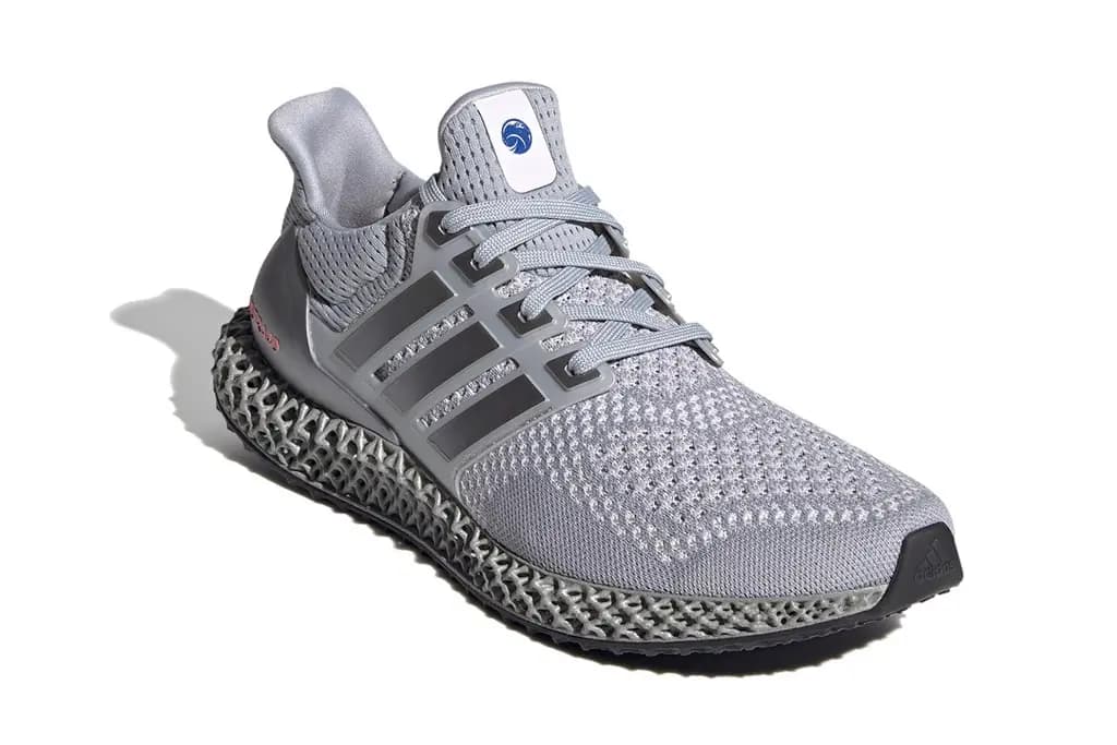 adidas Ultra4D tiến tới vũ trụ với phối màu NASA