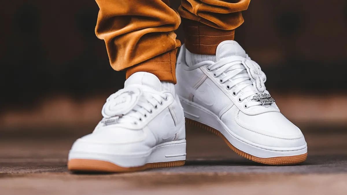 Top 10 phiên bản Nike x Travis Scott mang tính biểu tượng (Phần 1)