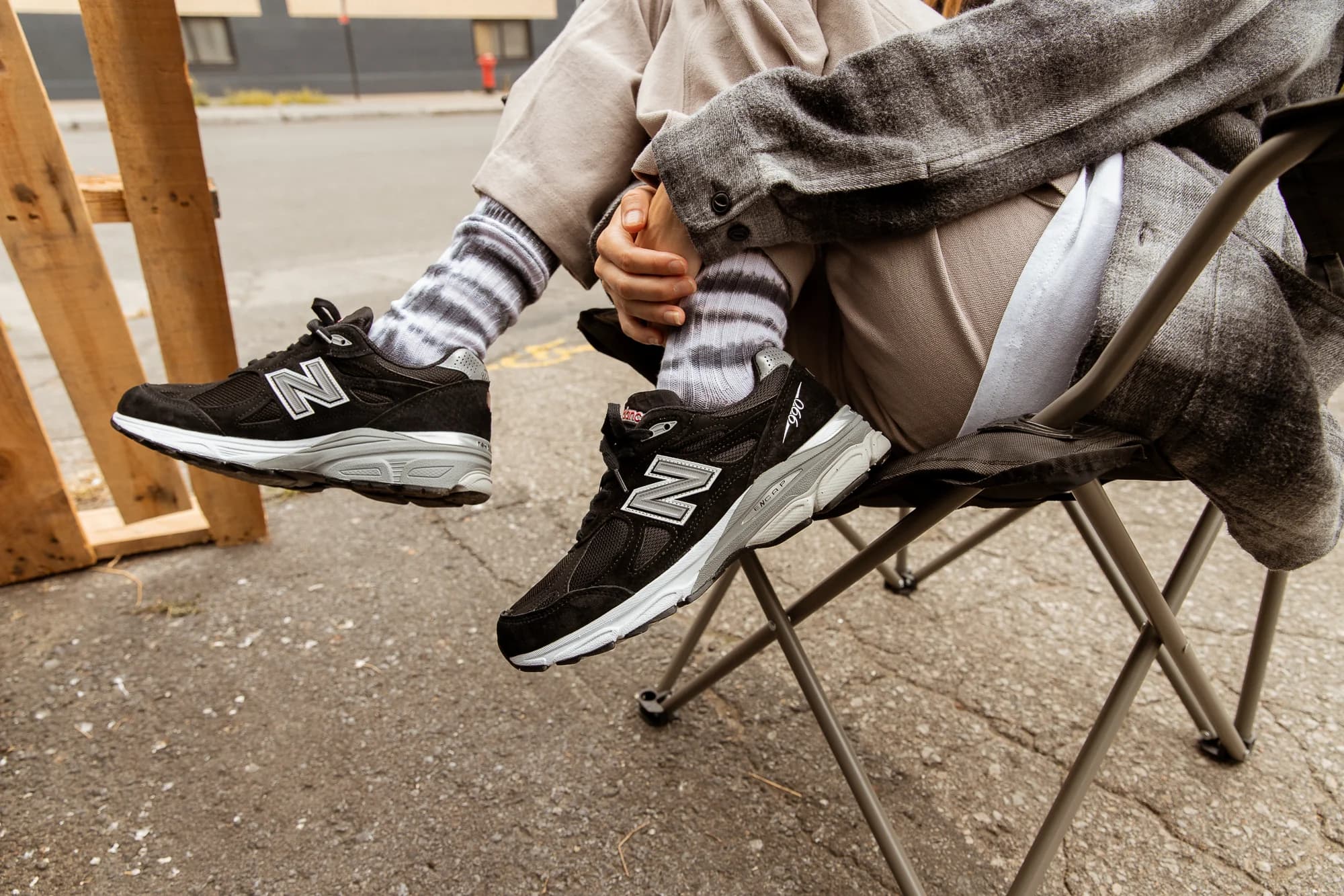 New Balance 990: Những điều bạn cần biết một huyền thoại