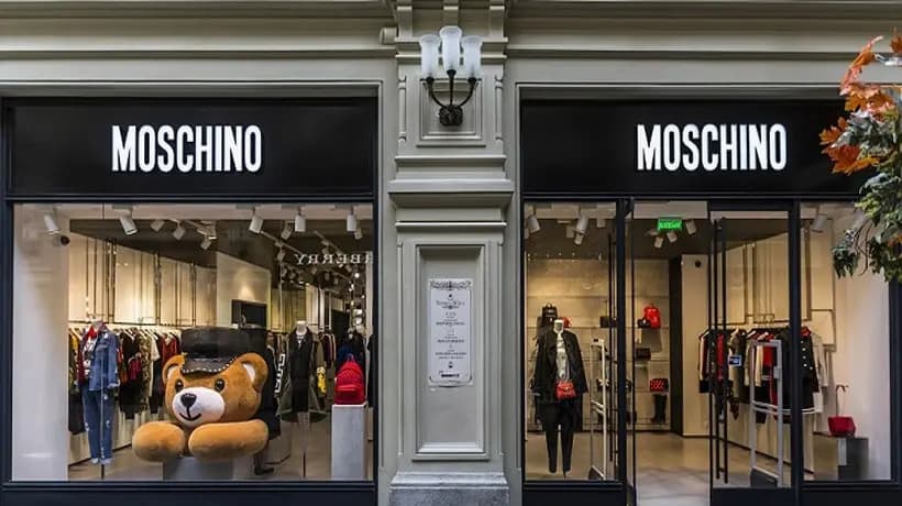 Moschino - Thương hiệu trẻ trung thời trang Ý