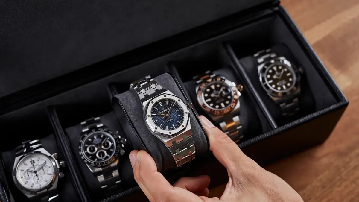 11 thương hiệu đồng hồ dưới £5000 cho các tín đồ công nghệ