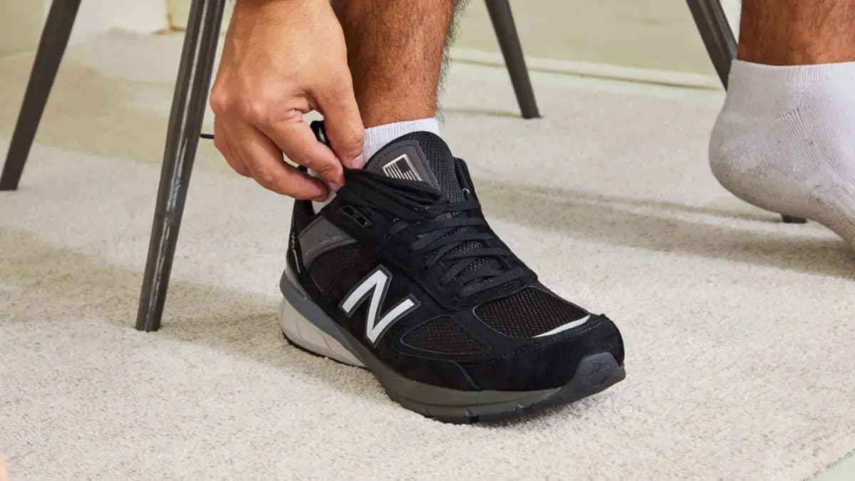 Bí kíp "bỏ túi" bảng size New Balance: Chọn giày vừa vặn như ý!