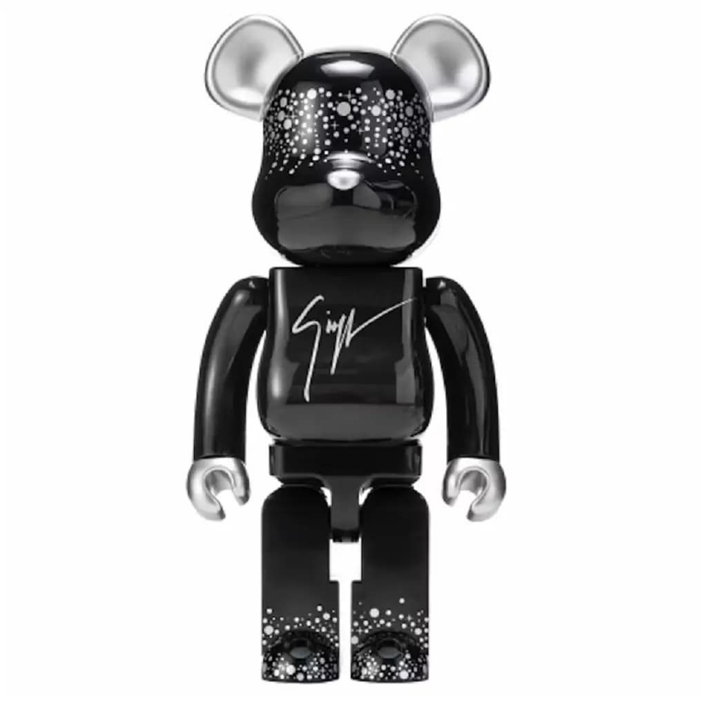 Mô Hình Bearbrick Macau 2023 x Giuseppe Zanotti