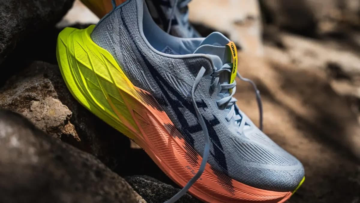 Review chi tiết Asics Superblast 2: "Siêu nổ" về hiệu suất