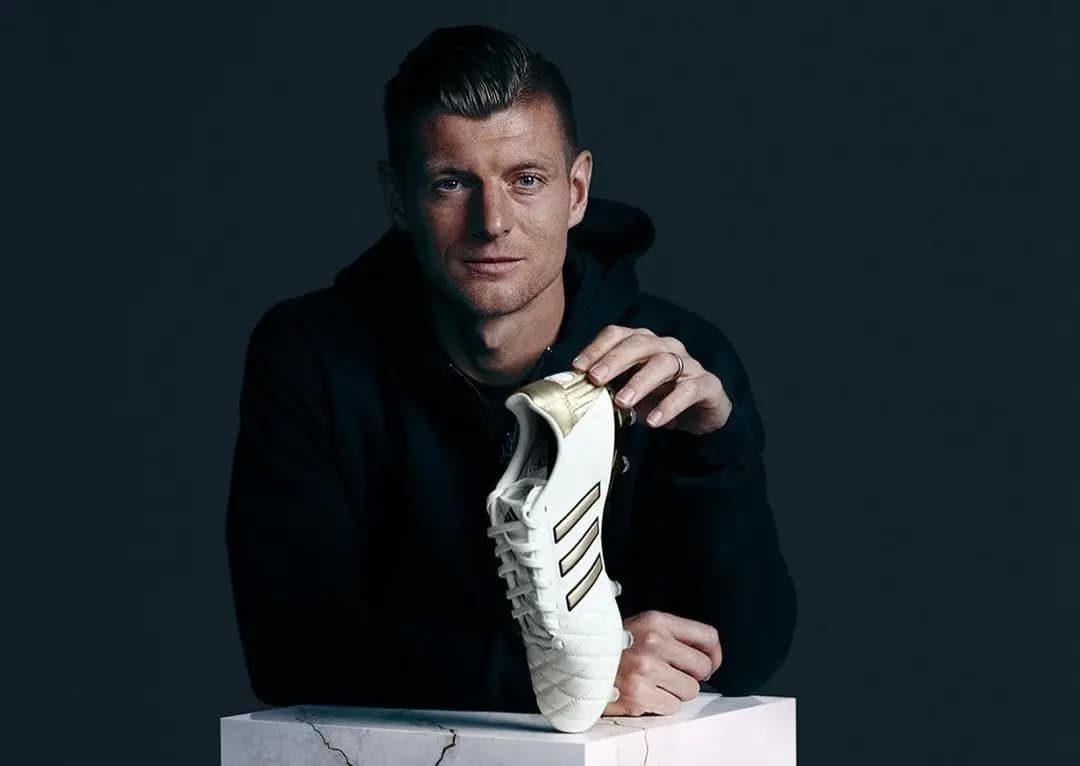 Adidas Adipure 11Pro - Đôi giày "vía" gắn liền 11 năm của Toni Kroos