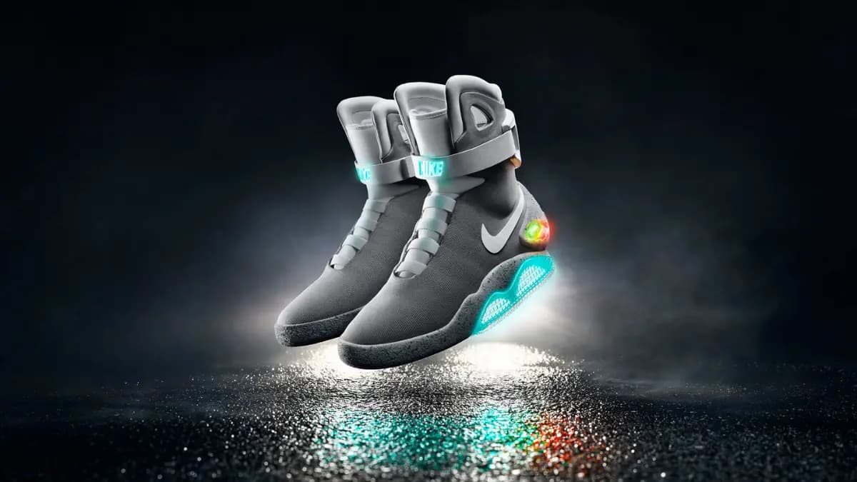 Nike Auto Lacing: Tương lai của giày chạy đã đến