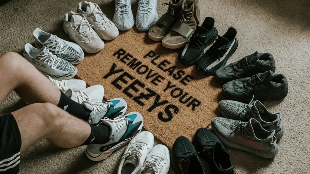 Adidas Yeezy: 2024 sẽ là lần cuối đi bên nhau?