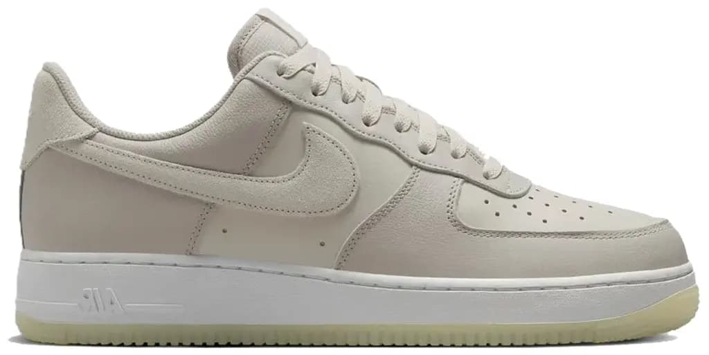Giày Nike Air Force 1 '07 LV8 'Light Bone' FN5832-001