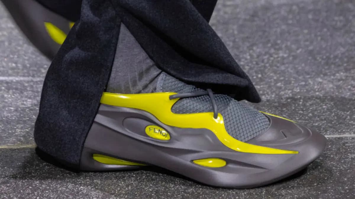 Fendi cùng MAD tạo nên cơn sốt với sneaker kiến trúc độc đáo