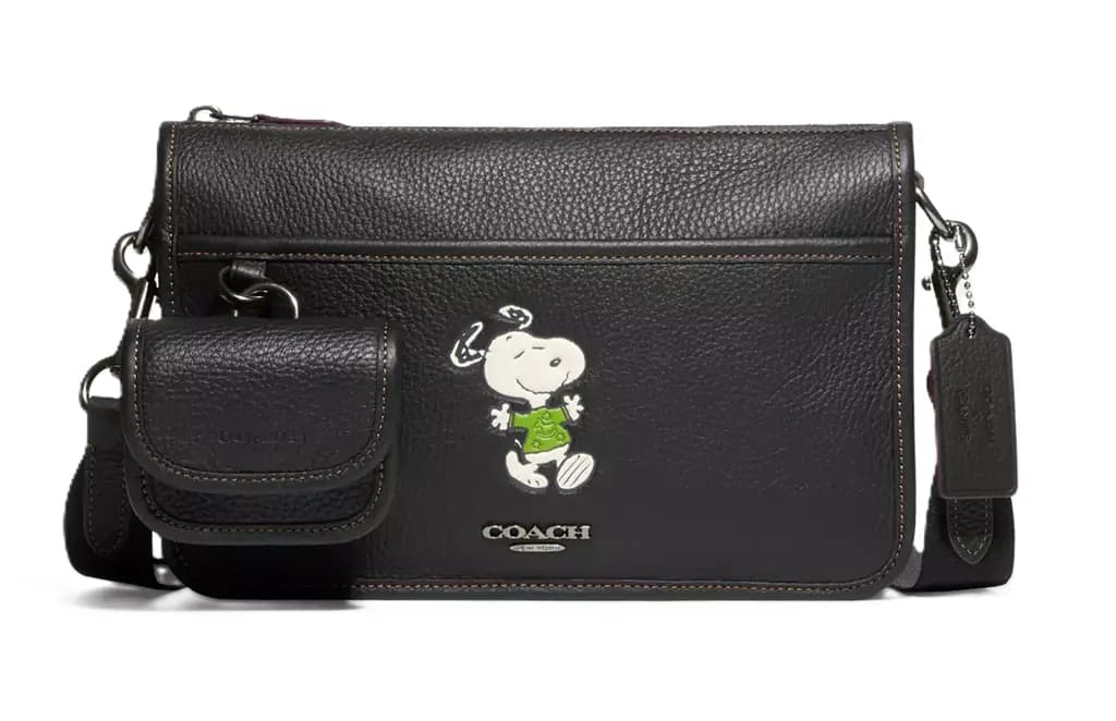 Túi Coach x Peanuts Heritage Convertible With 'Snoopy Motif' CE710-QBM2