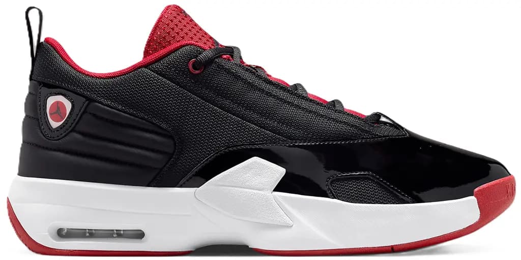 Giày Nike Air Jordan Max Aura 6 'Black Red' FQ8298-006