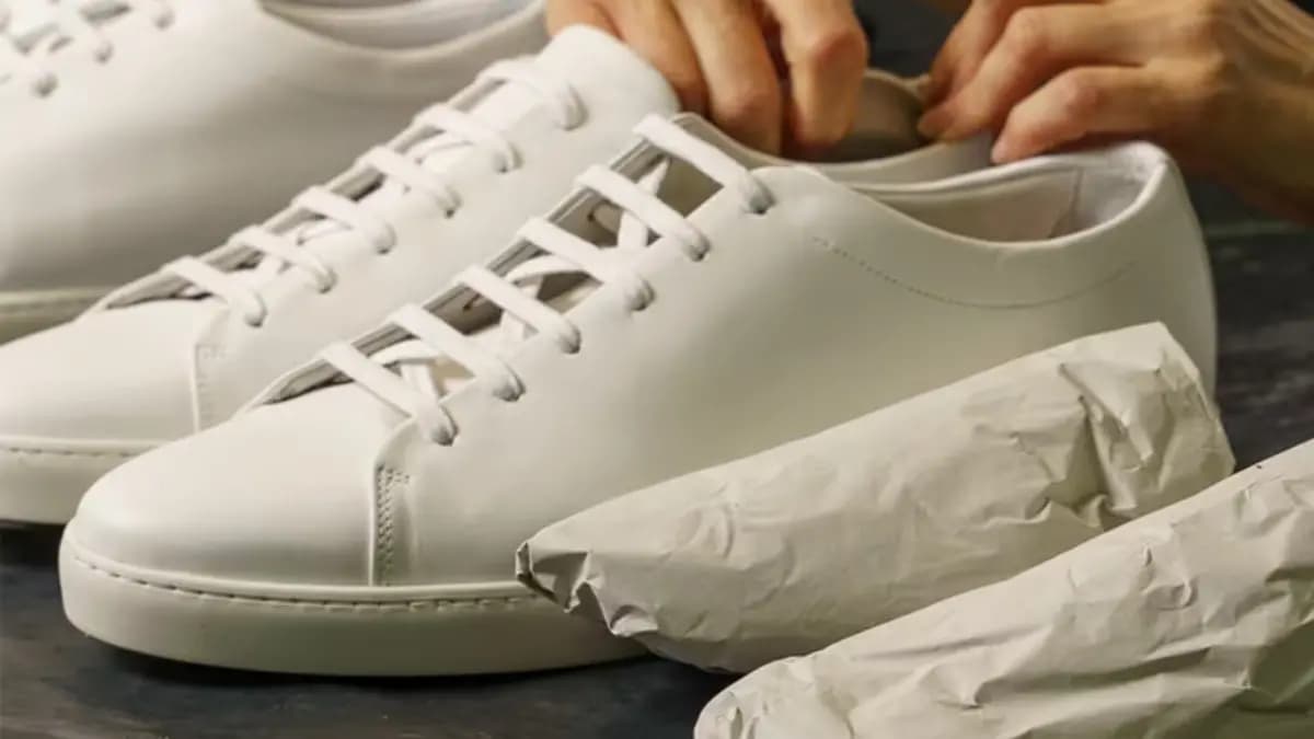 Bật mí 9 xu hướng giày sneaker đình đám mùa thu 2024