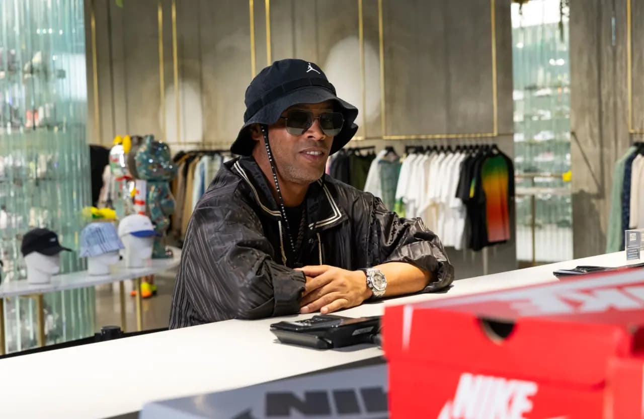 Ronaldinho và cơ duyên với Sneakers
