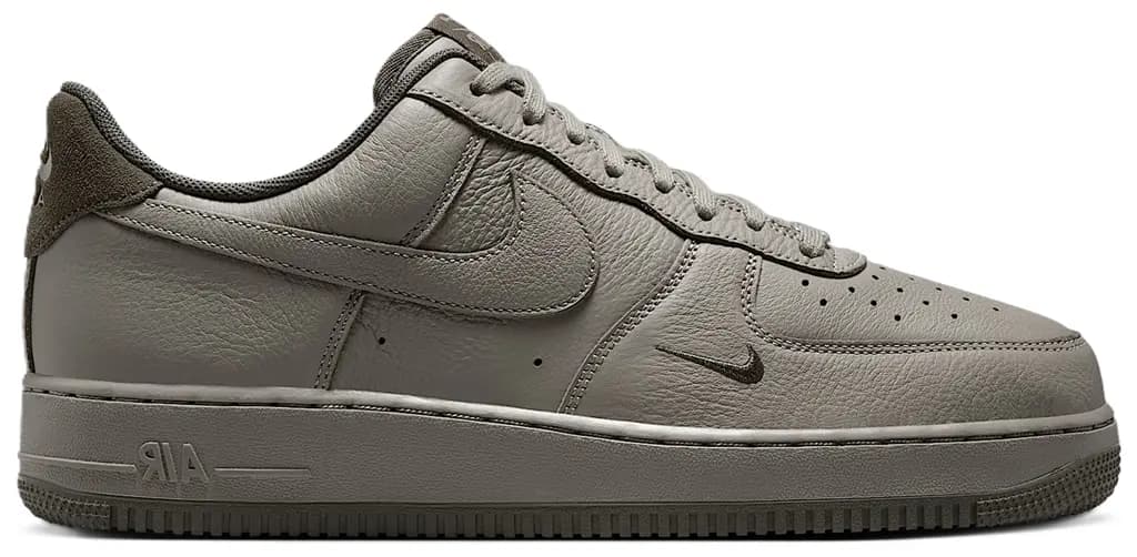 Giày Nike Air Force 1 Low '07 LV8 'Light Army' HM9483-300