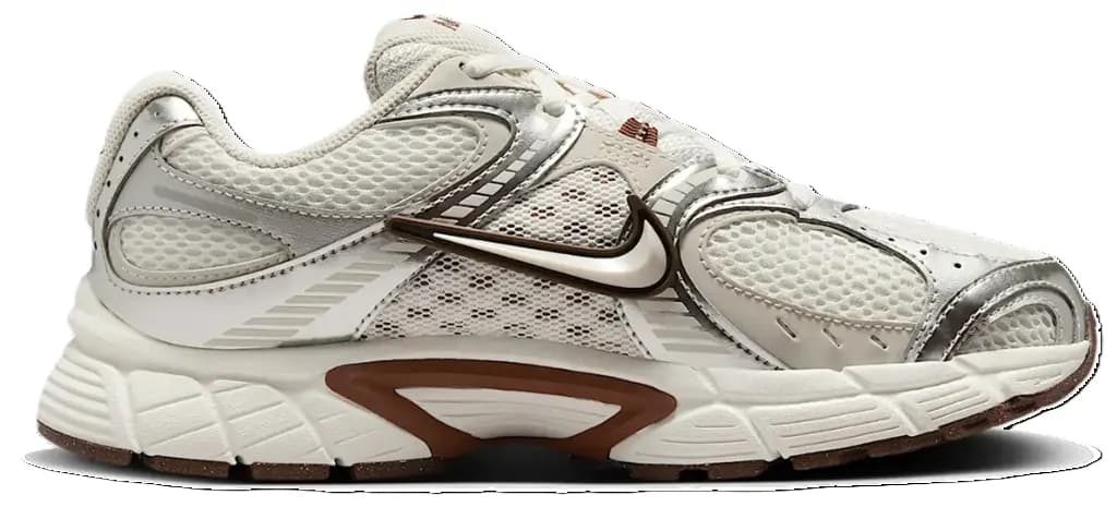 Giày Nike V5 RNR ‘Sail Fonner Brown’ HQ7901-102 Giày Nike V5 RNR ‘Sail Fonner Brown’ HQ7901-102