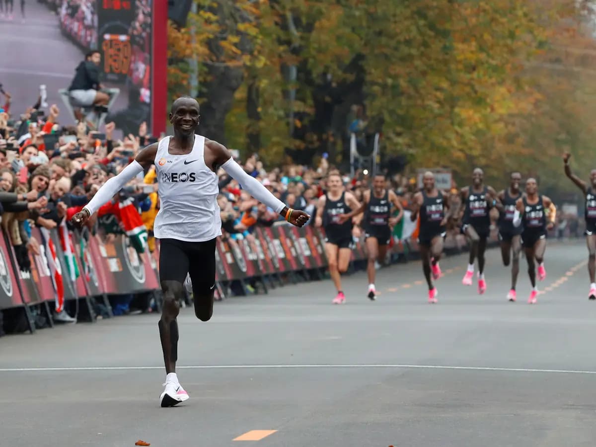 Eliud Kipchoge: Ông Vua Marathon Phá Vỡ Giới Hạn Nhân Loại