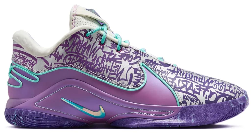 Giày Nike LeBron 22 'Frozen Grapes' HV8454-001