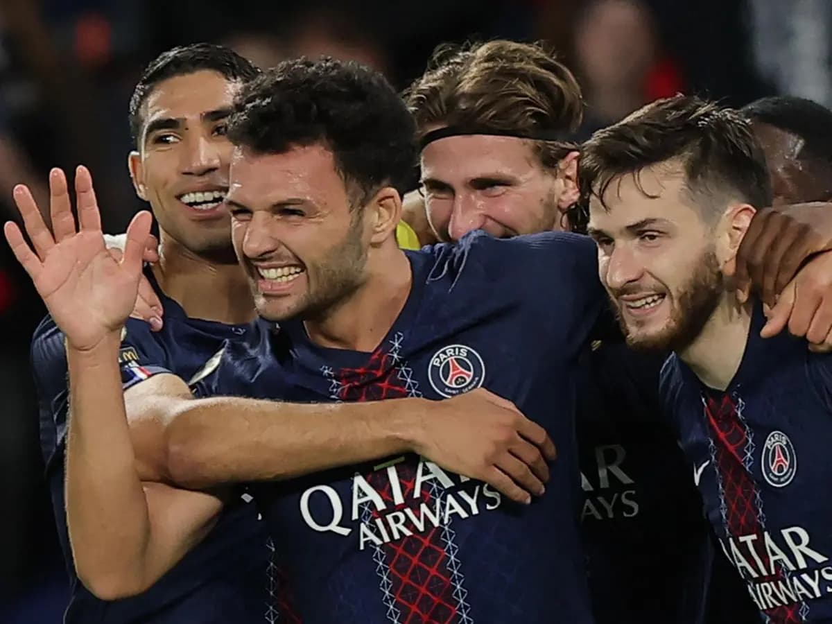 PSG 2024/2025: Mùa Vàng Son Của Paris