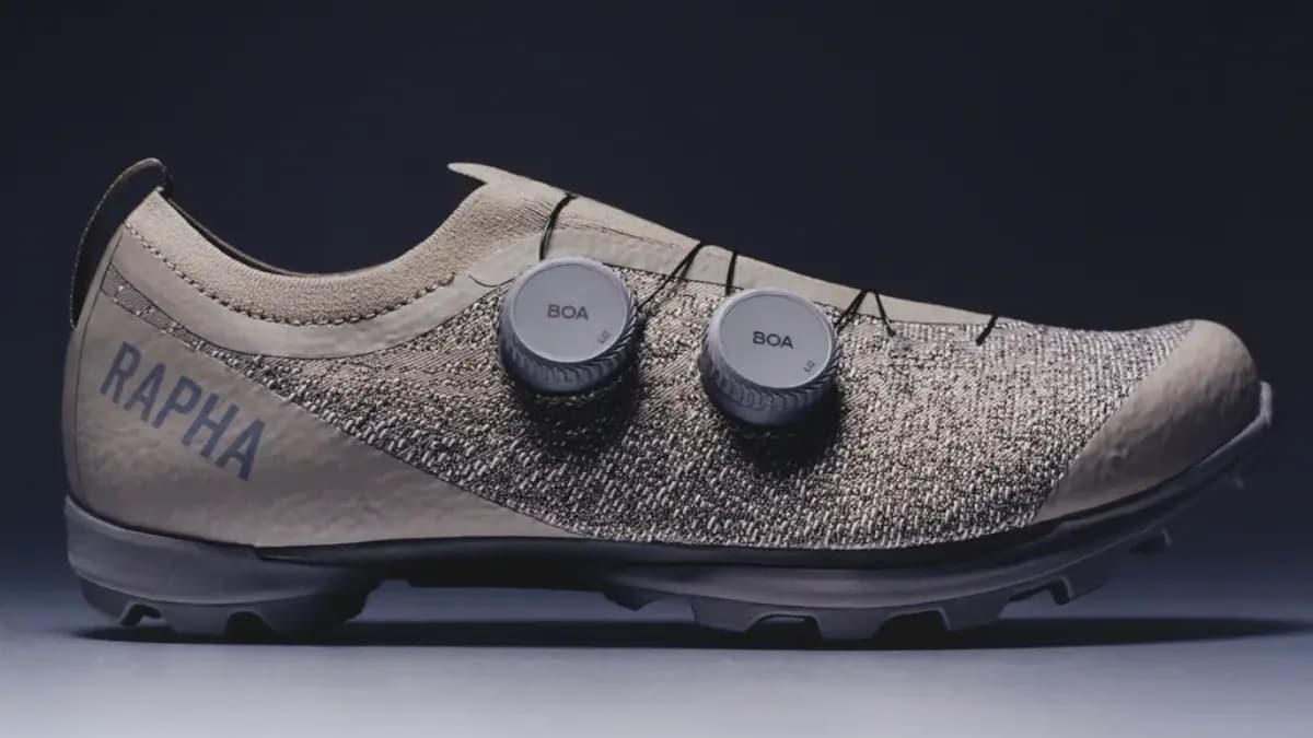 Đôi Giày Powerweave Mới Của Rapha Cuối Cùng Đã Ra Mắt