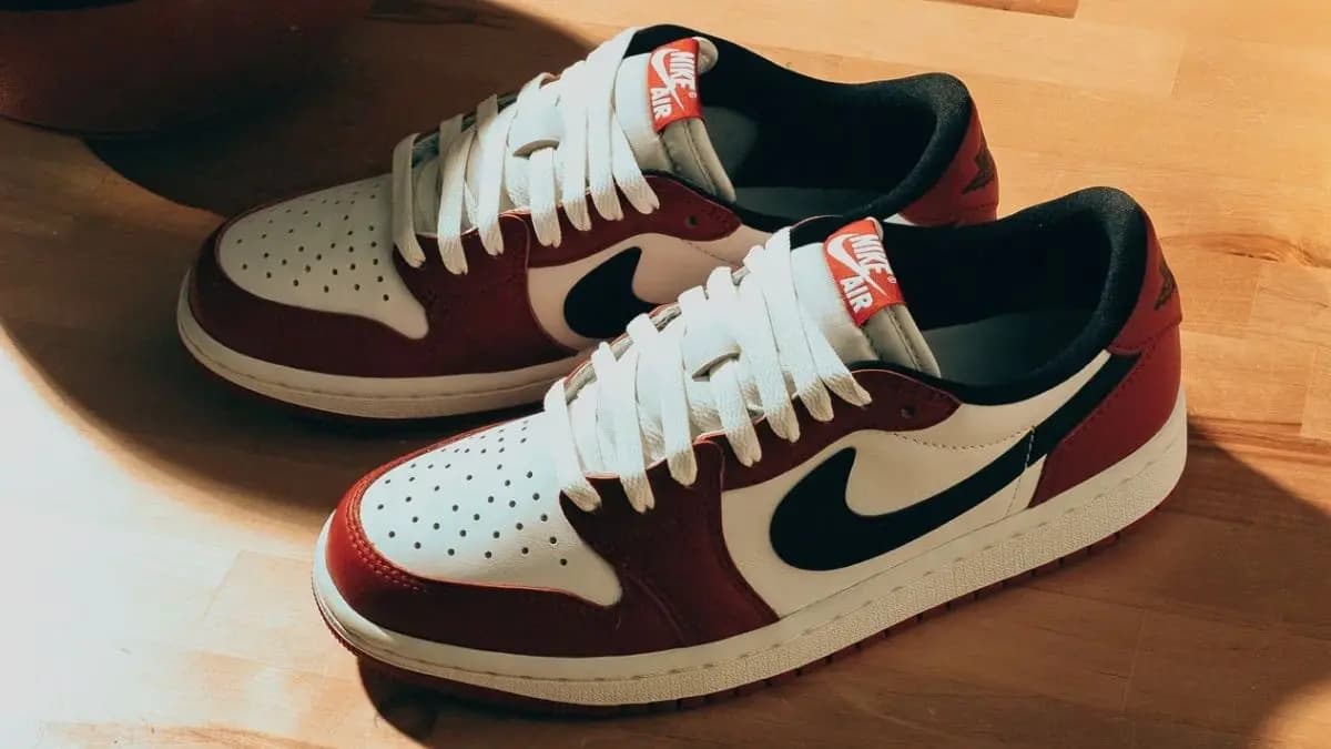 Điểm danh những bản collab sneaker gây bão cuối năm