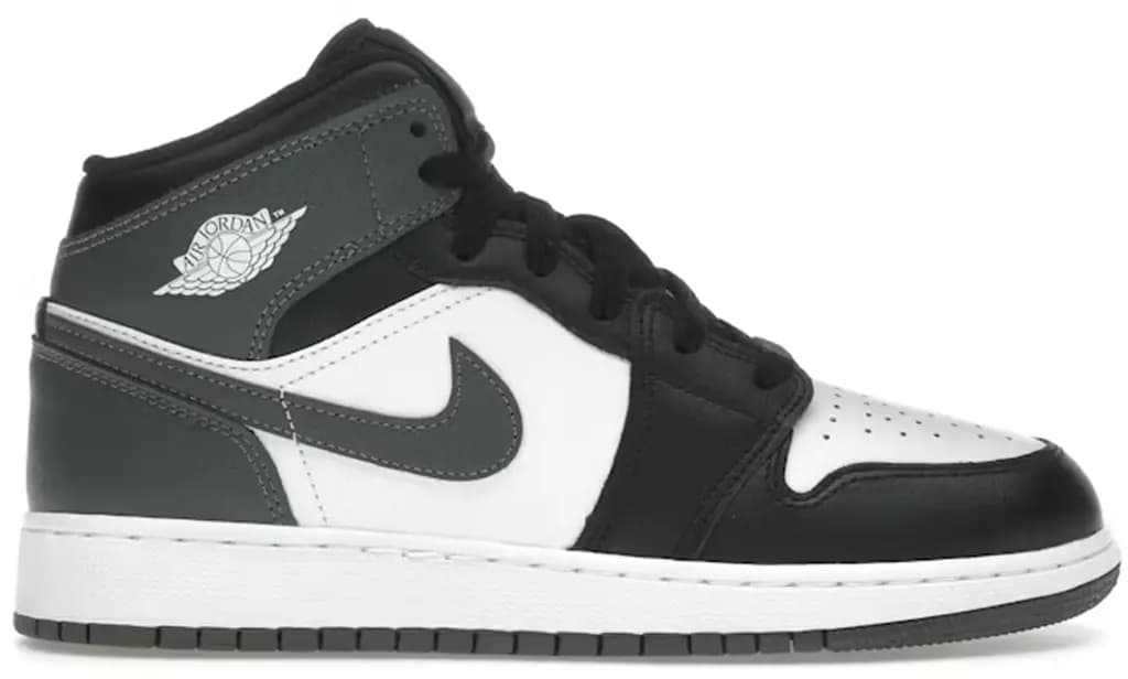 Giày Nike Air Jordan 1 Mid ‘Black’ DQ8423-001