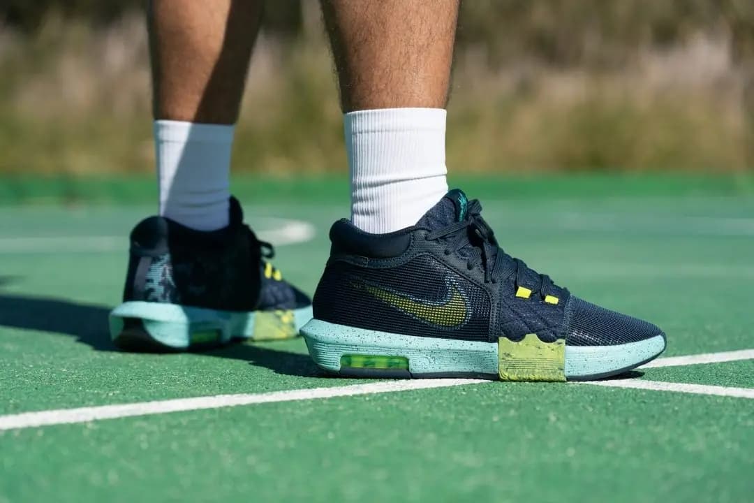 Review chi tiết: Nike LeBron Witness 8 có gì đáng mua?