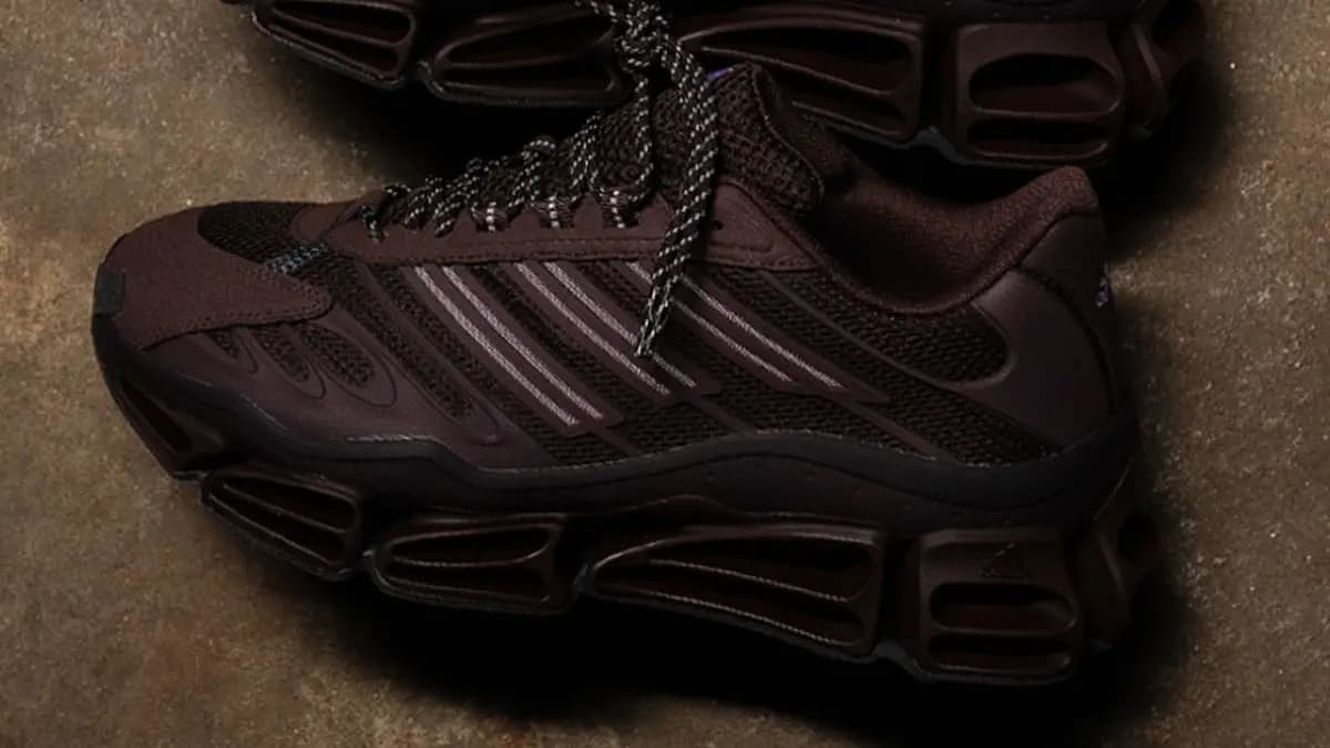 adidas Megaride AG “Burgundy” chính thức tái xuất trong năm 2026