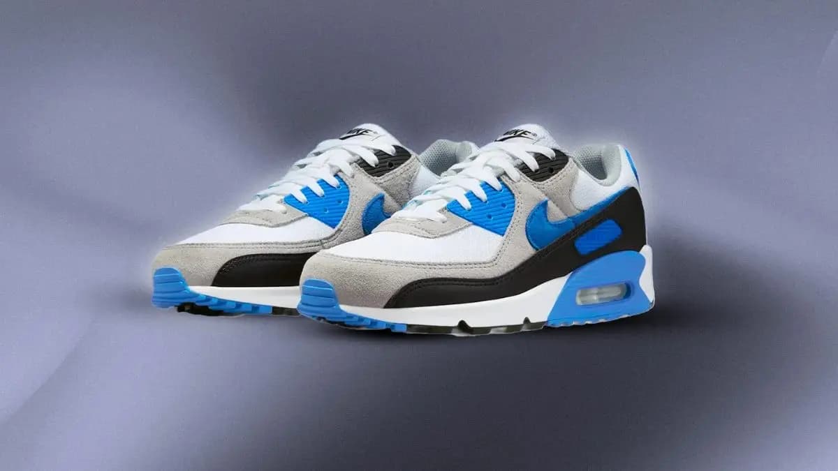 Nike Air Max 90 “Blue Crystal”: Sự tinh giản đưa biểu tượng trở lại đường đua