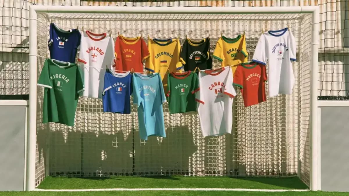 Levi's ra mắt bộ sưu tập áo thun cổ tròn toàn cầu cho World Cup FIFA 2026