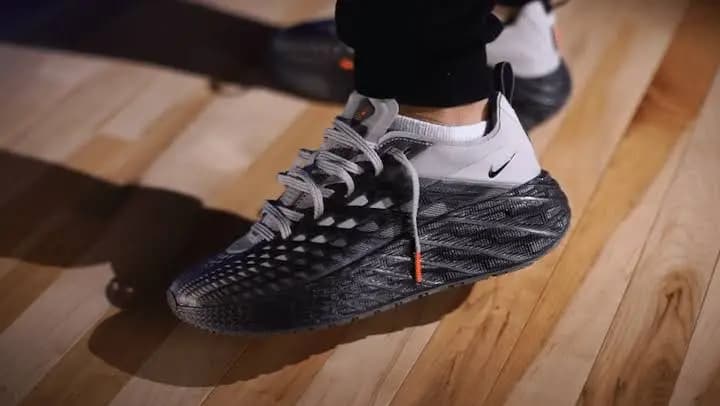 Nike Ava Edge: Đỉnh Cao Phong Cách Và Hiệu Năng Vượt Trội