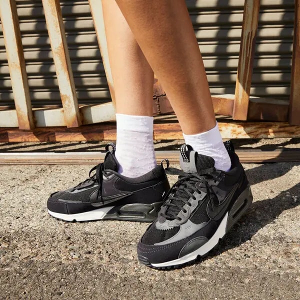 Giày Nike Air Max 90 Futura 'Black' DM9922-003 — ảnh 2