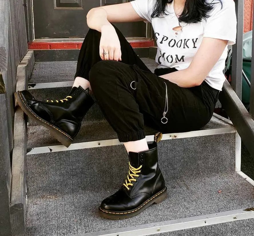Giày Dr.Martens 1460 Women's Smooth Leather Lace Up 'Black' 11821006 — ảnh 3