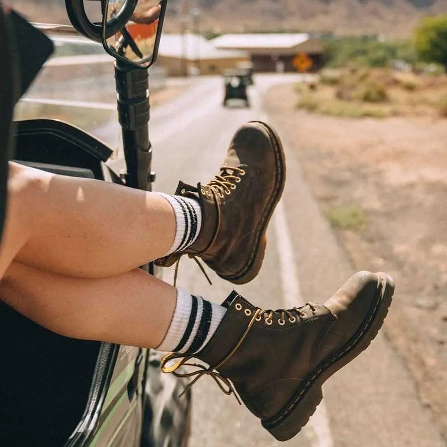 Giày Dr. Martens 1460 Dark Brown Crazy Horse Ankle Boots 11822203 — ảnh 4