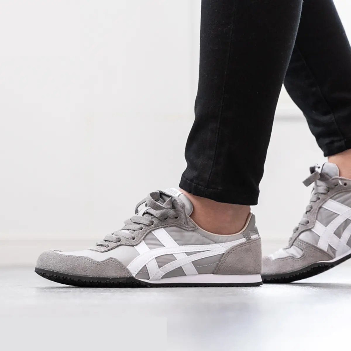 Giày Onitsuka Tiger Serrano 'Grey White' 1183B400-022 — ảnh 2