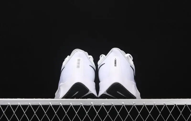 Giày Nike Air Zoom Pegasus 37 TB 'White Black' CJ0677-100 — ảnh 4
