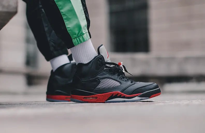 Giày Nike Jordan Retro 5 'Satin Bred' 136027-006 — ảnh 4