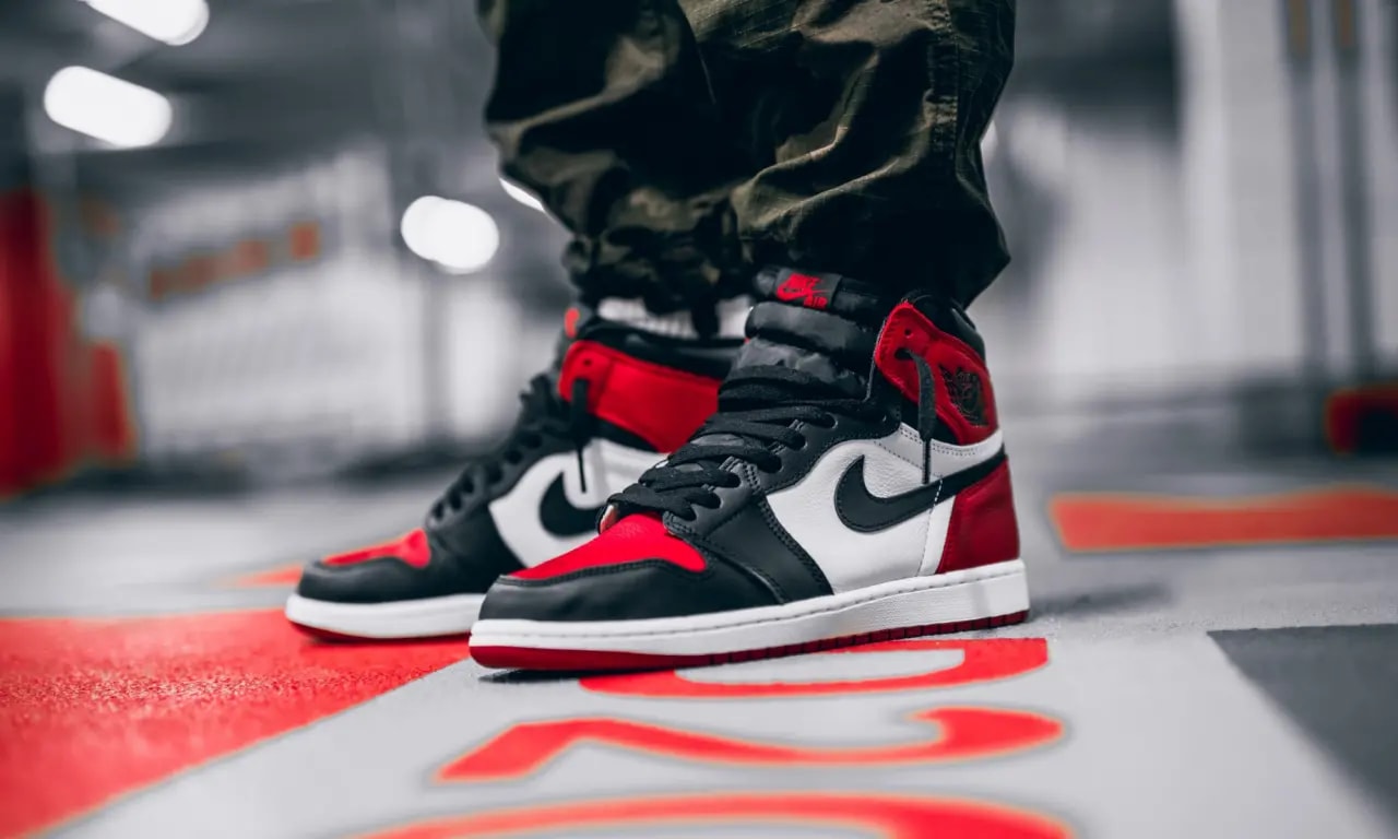Giày Nike Air Jordan 1 Retro High OG 'Bred Toe' 575441-610 — ảnh 3